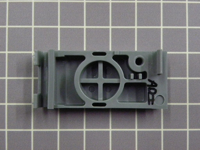 Middle Spray Arm Bracket WD12X10111