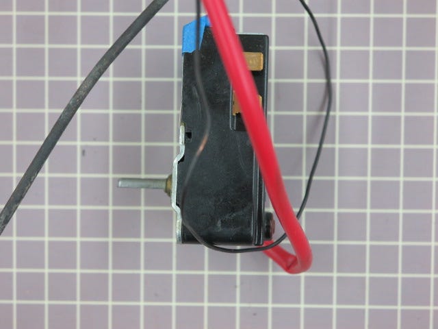 Thermostat WB21X5208