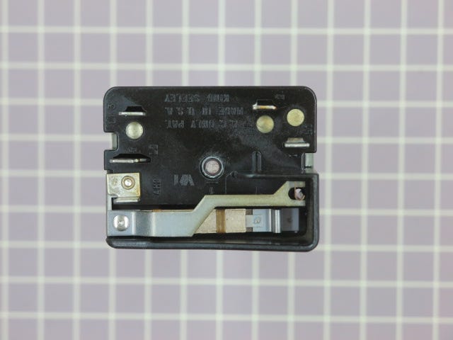 Switch (5.4 - 7.8A) 3148946