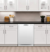 GE Dishwasher with Front Controls GDF450PGZWW