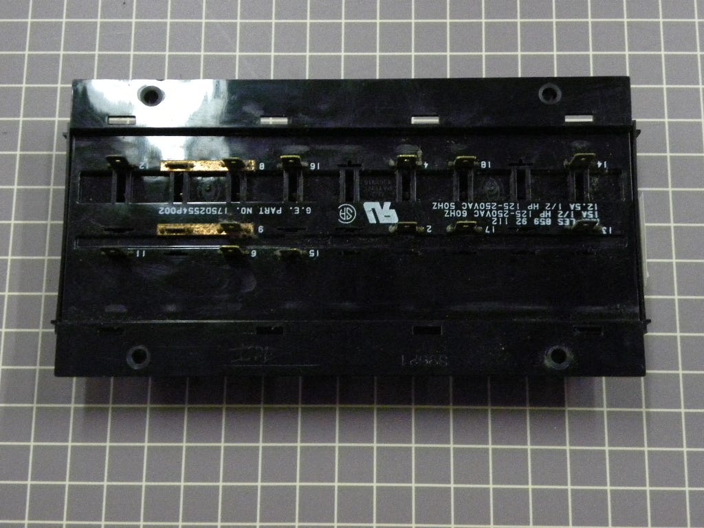 Switch WE04M0194