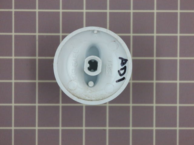 Knob 8272812