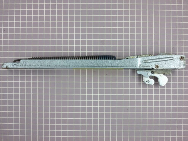 Hinge 316437703