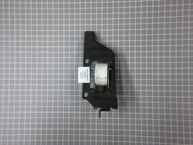 GE Refrigerator Mobility Bracket (Right) WR02X8821