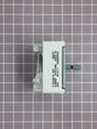 Surface Element Control Switch (7.2-9.0A) WB24T10146
