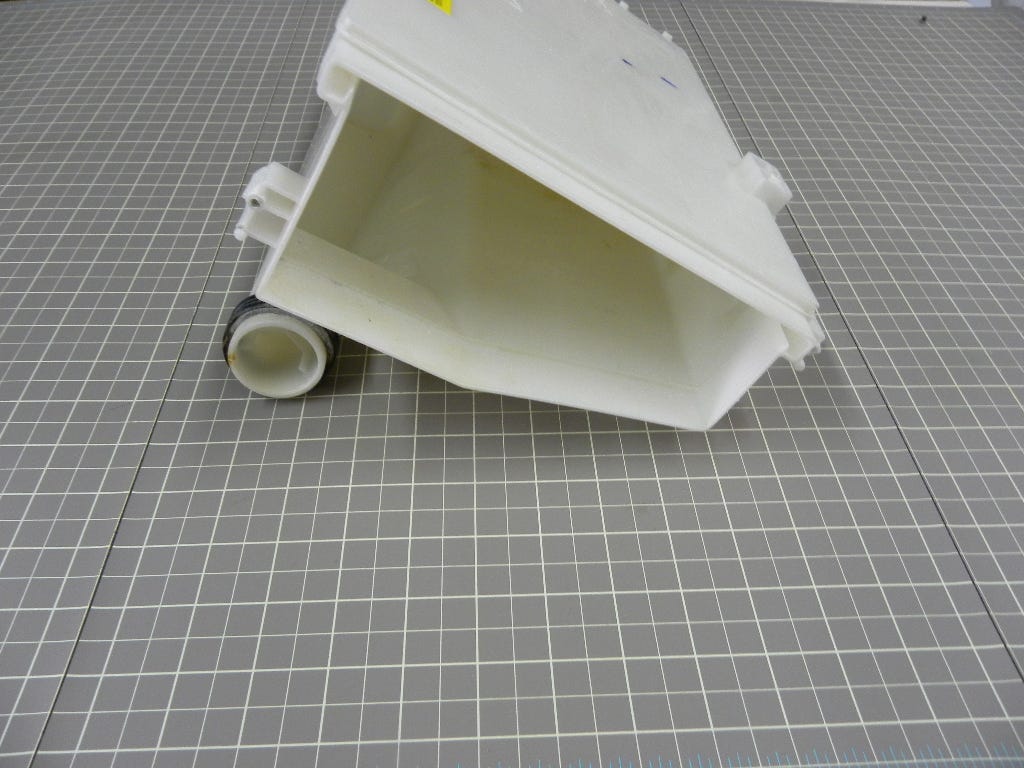 GE Washer Dispenser Housing/Main House Diverter WH41X10120