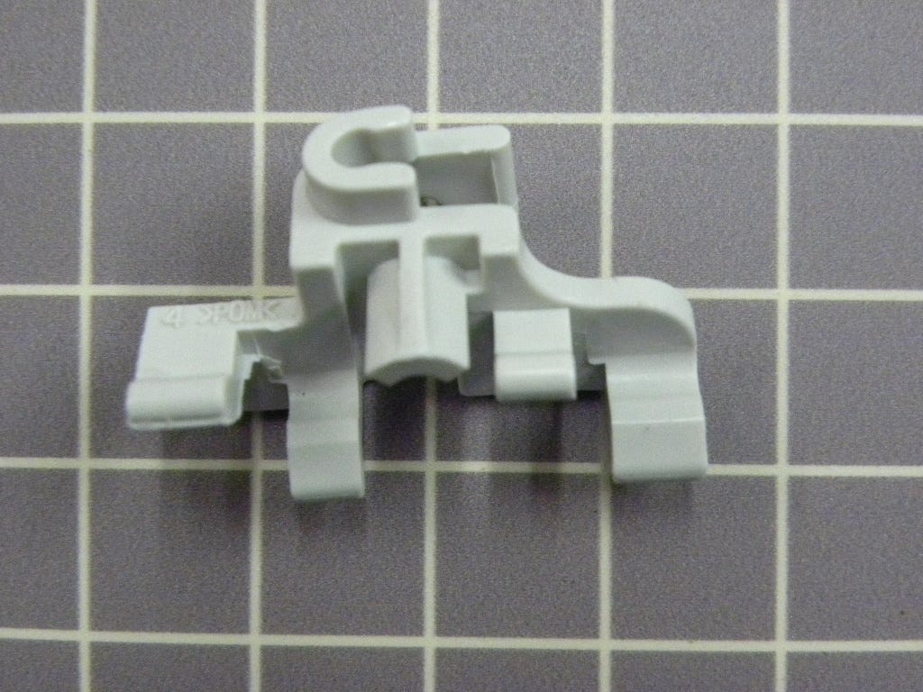 GE Dishwasher Tine Clip WD12X10064