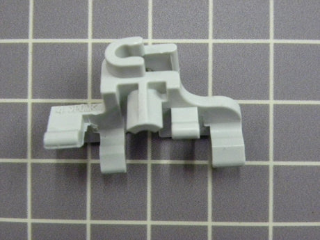 GE Dishwasher Tine Clip WD12X10064