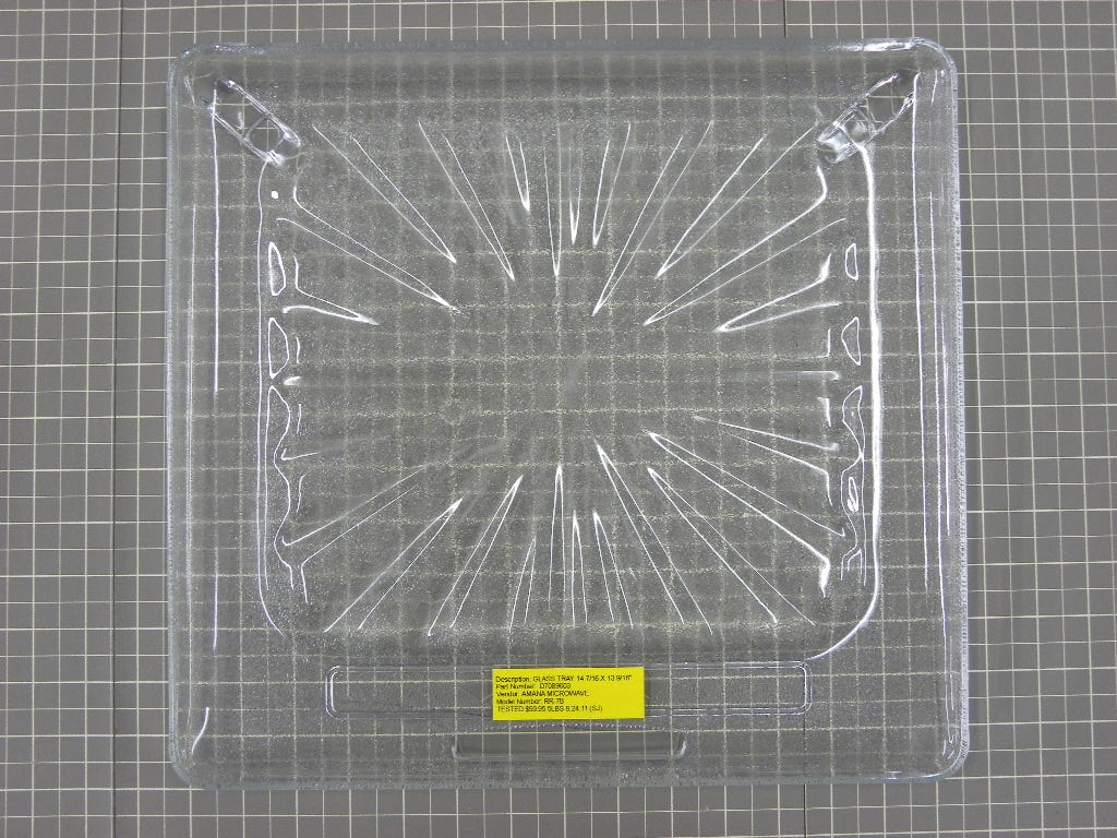 Glass Tray (14 1/2" x 13 5/8") D7089603