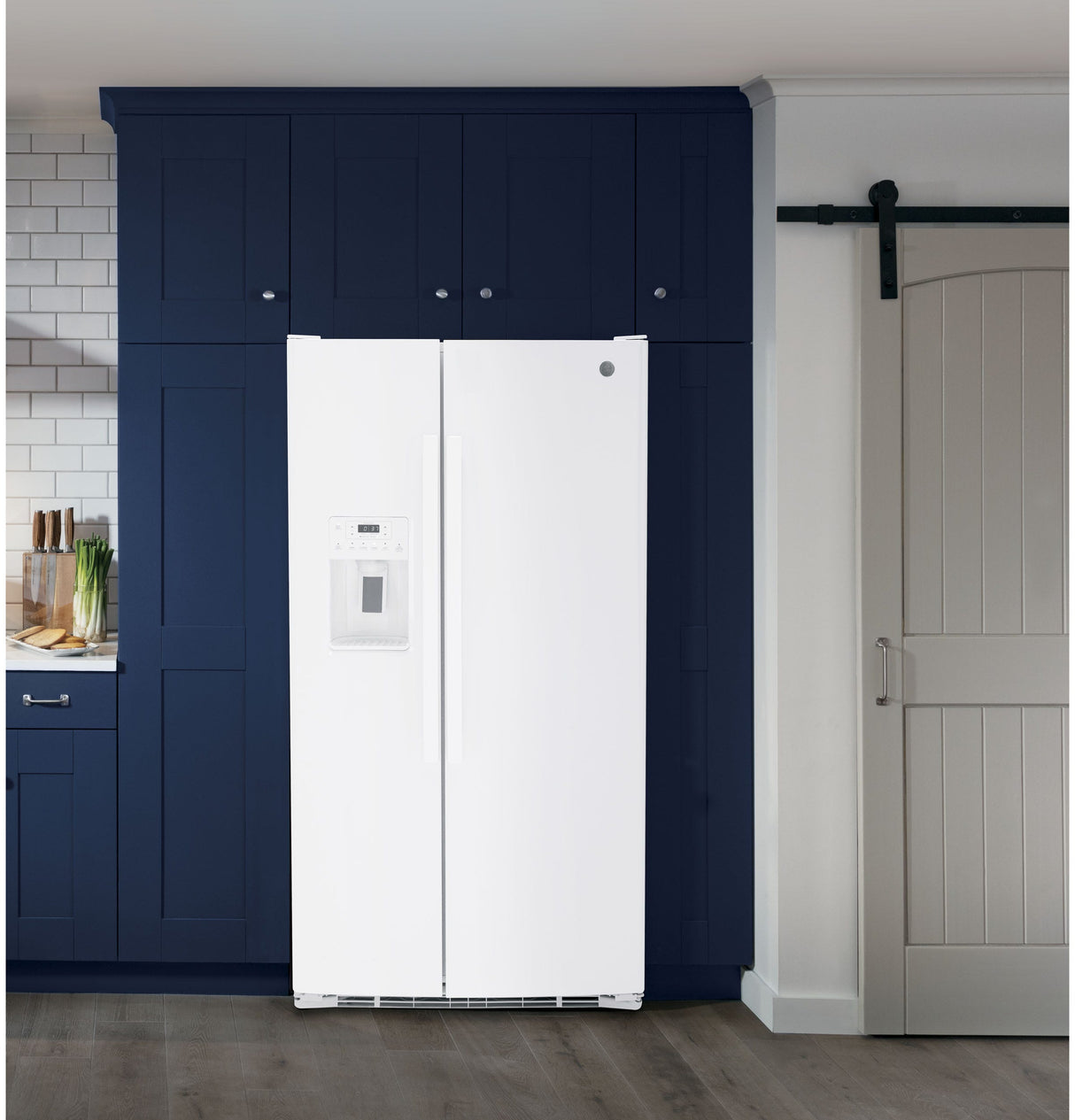 GE 25.3 Cu. Ft. Side-By-Side Refrigerator GSS25GGPWW