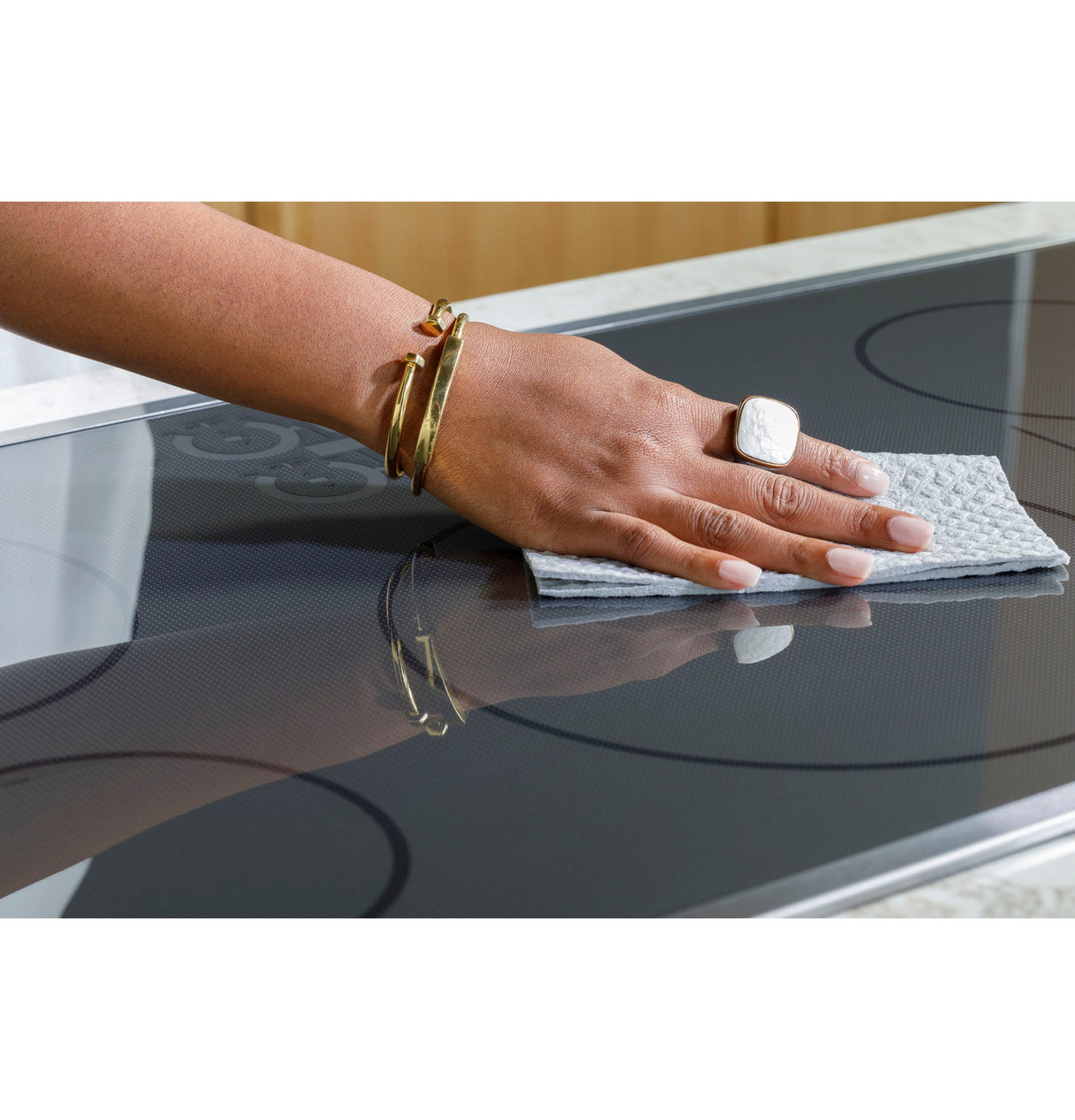 Café Series 36" Built-In Touch Control Induction Cooktop CHP90362TSS