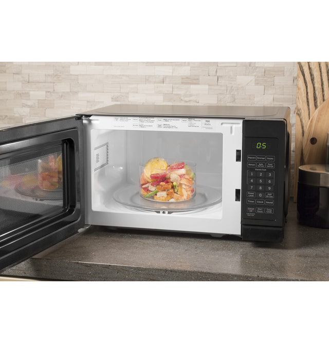 GE 0.7 Cu. Ft. Capacity Countertop Microwave Oven JES1072DMBB