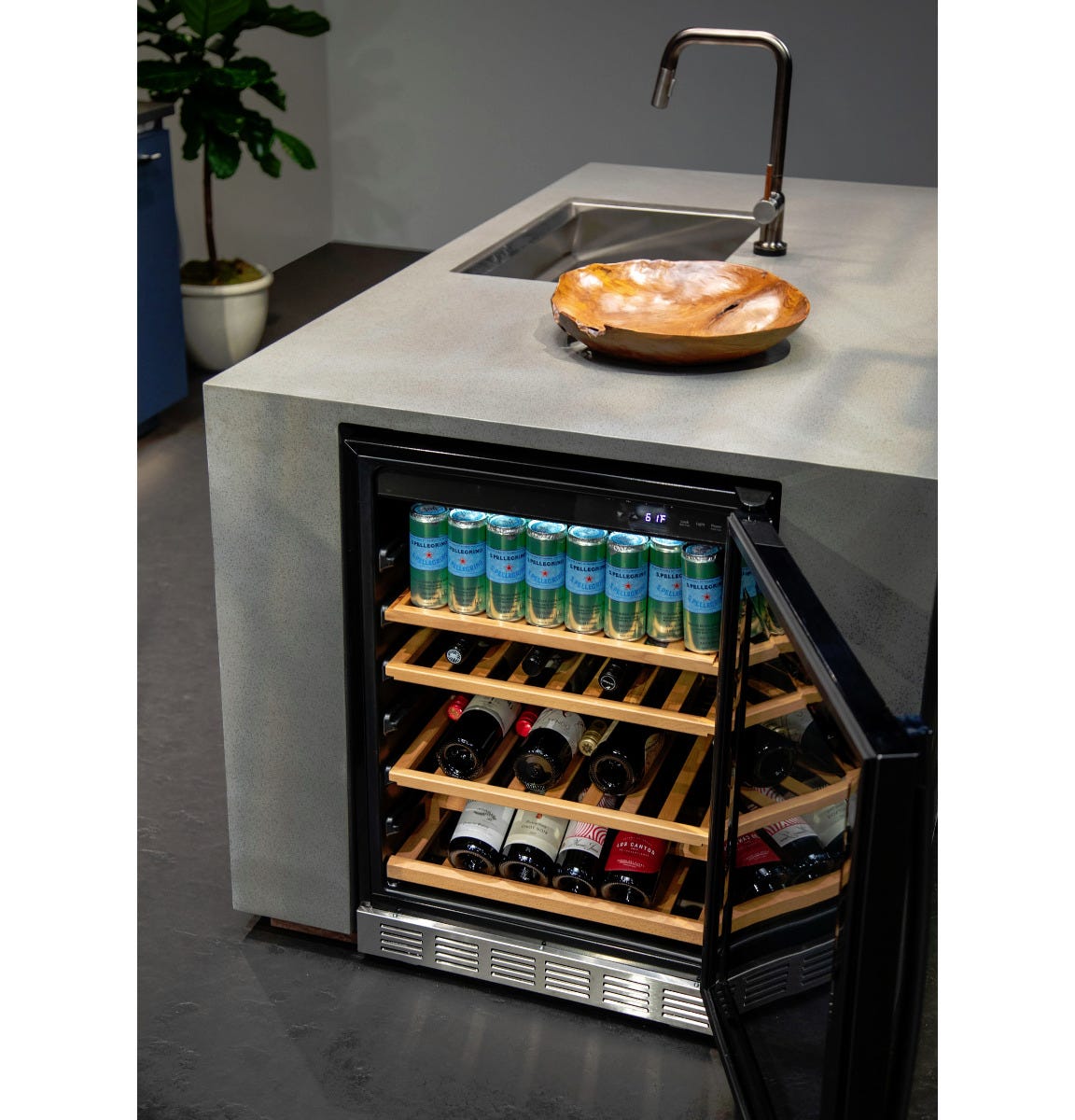 GE Profile Series Beverage Center PVS06BSPSS