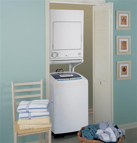 GE Spacemaker 120V 3.6 Cu. Ft. Capacity Stationary Electric Dryer DSKS333ECWW