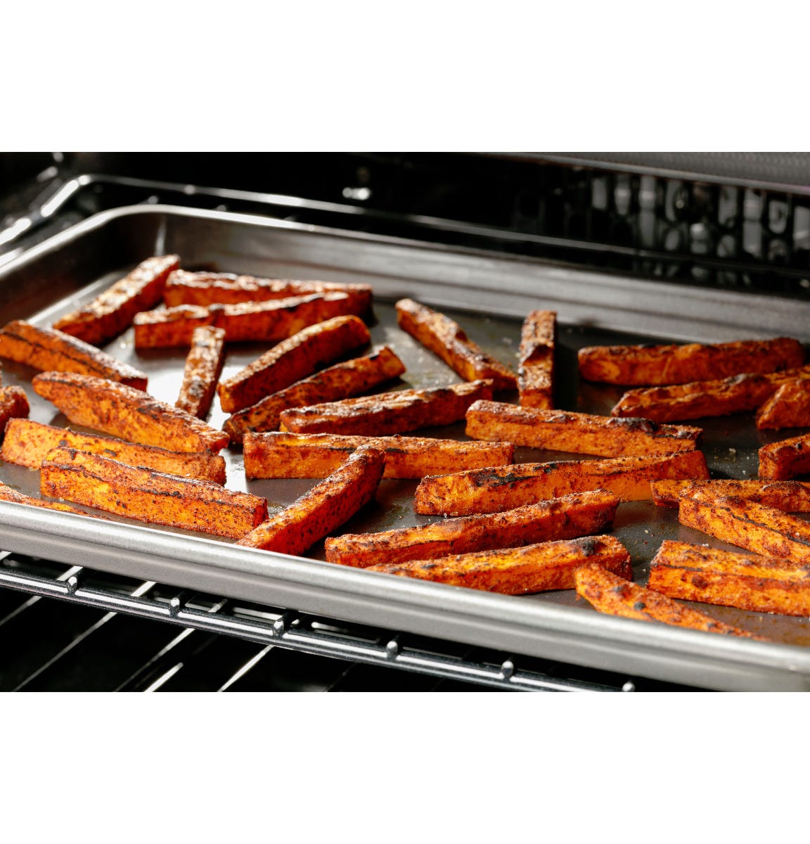 Café™ 30" Smart Slide-In, Front-Control, Induction and Convection Range with Warming Drawer CHS900P4MW2
