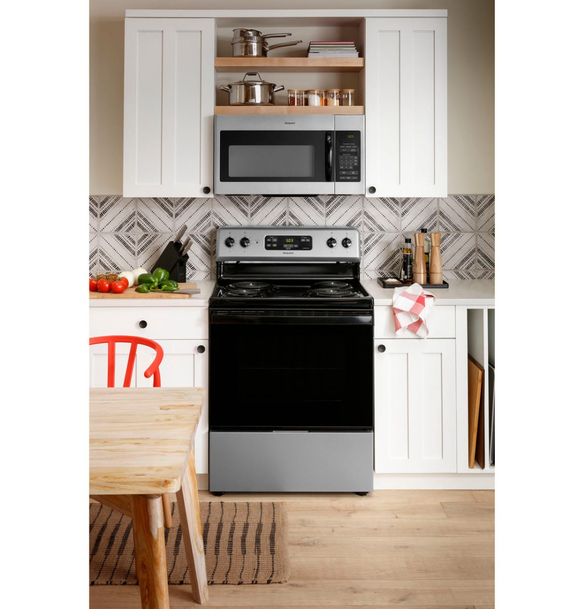 Hotpoint 1.6 Cu. Ft. Over-the-Range Microwave Oven RVM5160MPSA