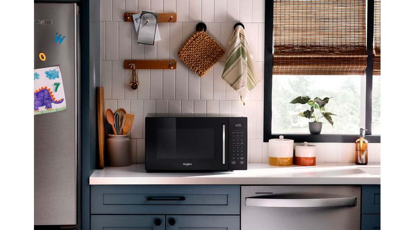 Whirlpool 1.0 cu. ft. Stainless Steel All-In-One Multifunctional Countertop Microwave With Air Fry - 900 watt WMCS5522RB