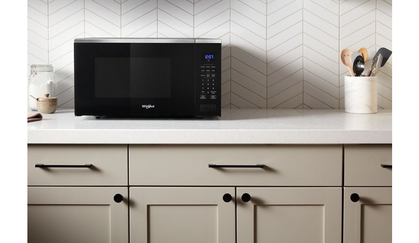 Whirlpool 1.6 cu. ft. Sensor Cooking Microwave WMCS7022SB