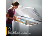 Whirlpool 16 Cu. Ft. Convertible Chest Freezer with 3 Storage Levels WZC5216LW