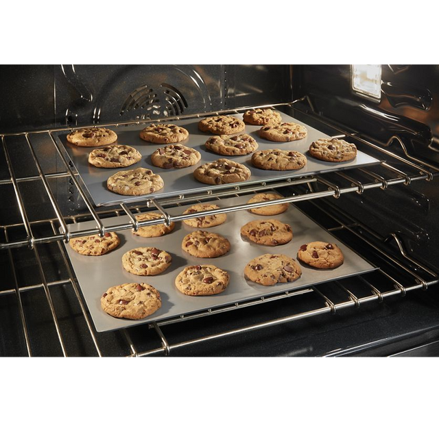 Maytag 27-inch Single Wall Oven with Air Fry and Basket - 4.3 cu. ft. MOES6027LZ