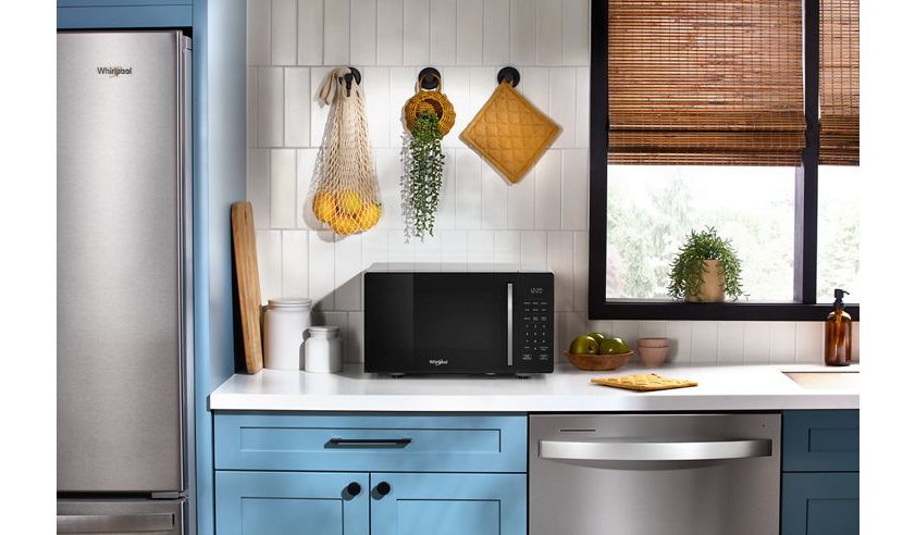 Whirlpool 0.9 cu. ft. Stainless Steel Countertop Microwave With Steam Clean - 900 watt WMCS3019RB