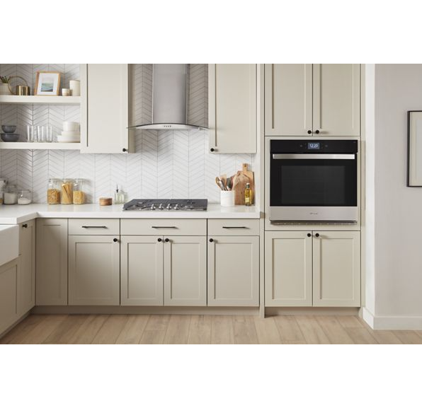 Whirlpool 5.0 Cu. Ft. Single Smart Wall Oven with Air Fry WOES7030PZ