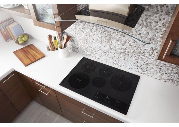 Whirlpool 30-inch Electric Ceramic Glass Cooktop with Two Dual Radiant Elements WCE97US0KB