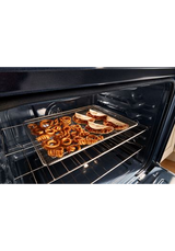 Whirlpool 30-inch Gas Range with Air Cooking Technology, No Preheat Air Fry and Air Baking and Self Clean WFGS5030RB