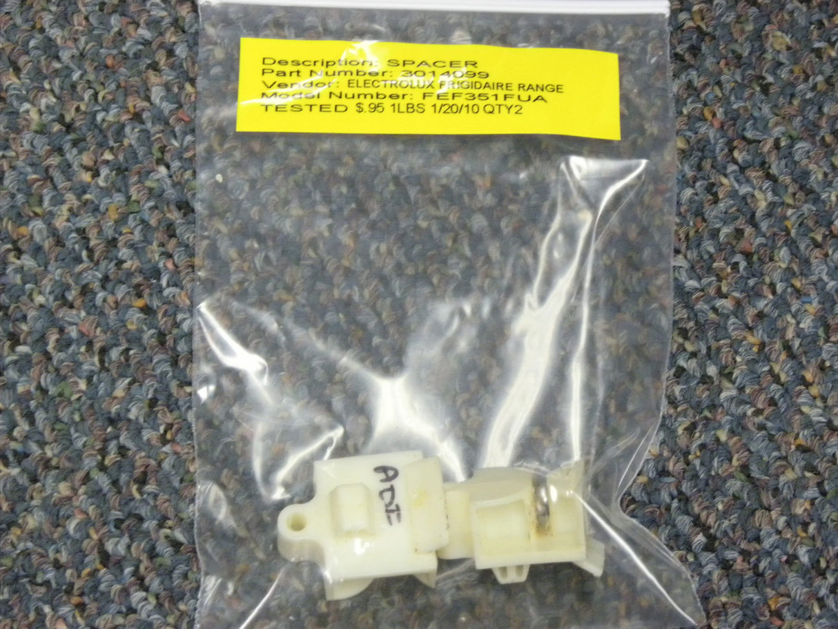 Spacer 3014099