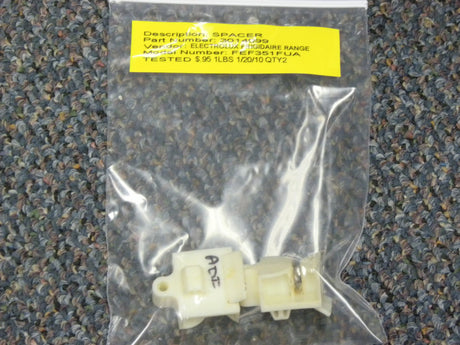 Spacer 3014099