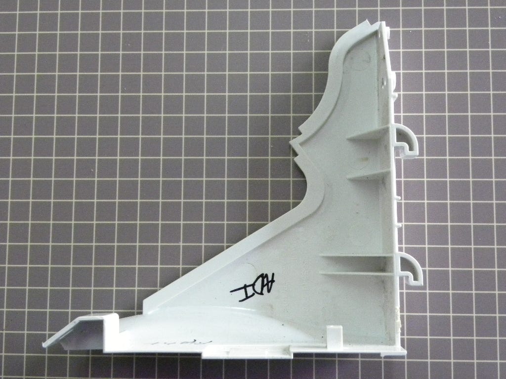 End Cap RH WH42X10633