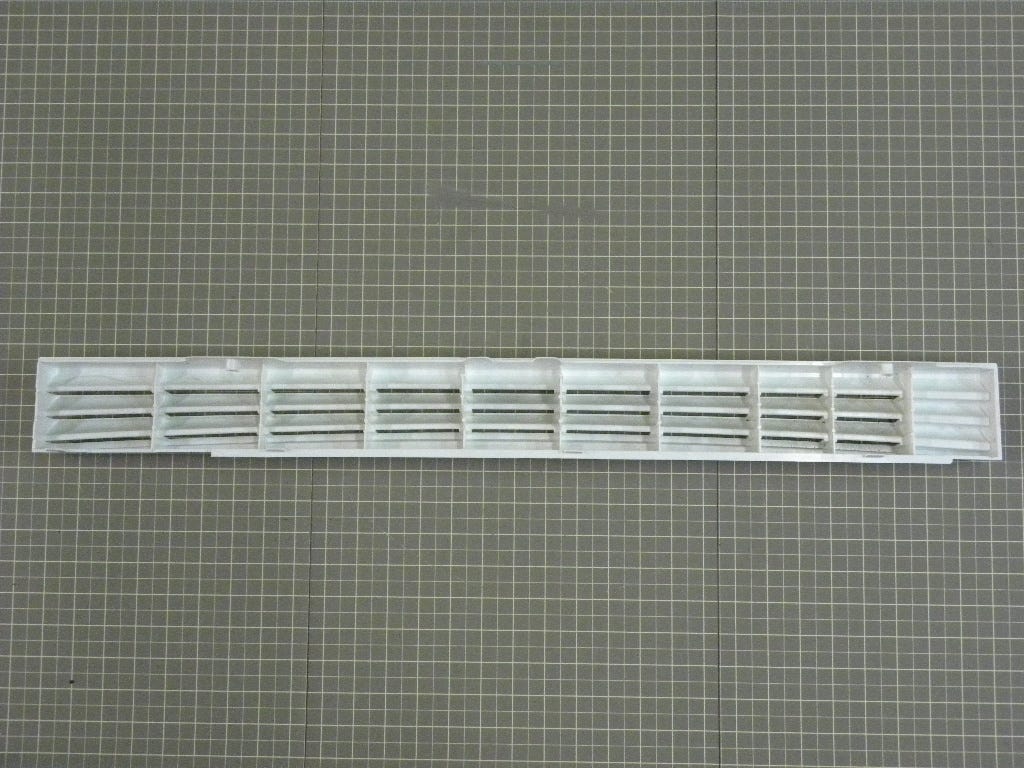 Grille DE64-01481B