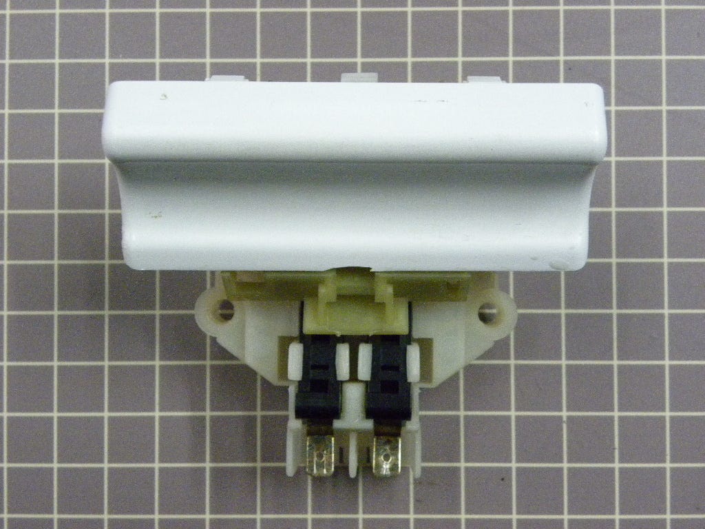 Door Latch 154308101