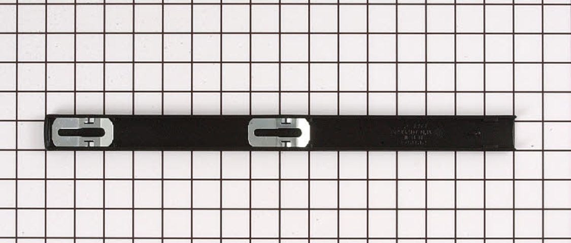 Upper Handle Trim (16" x 1 1/4" x 1/0") 2194973B