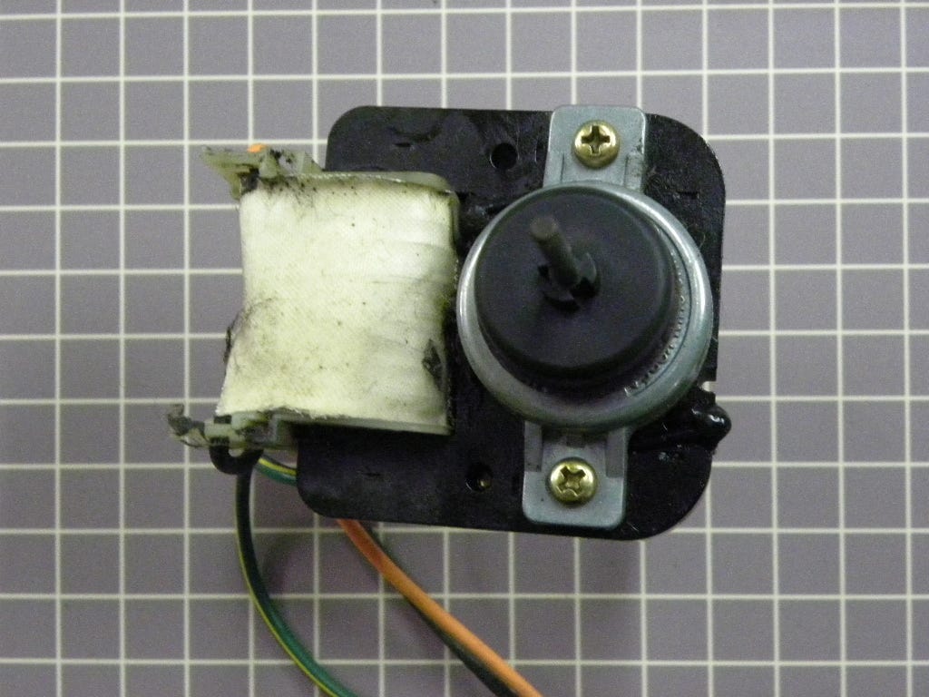 Condenser Motor WR60X10168