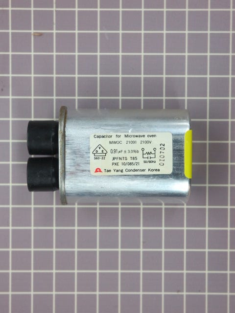 Capacitor 815073