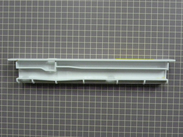 Crisper Center Rail/Divider 67001057