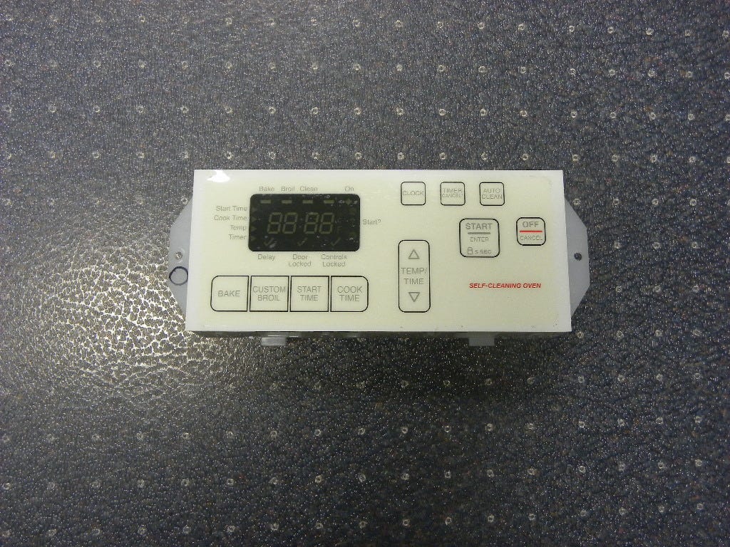Microcomputer 6610458