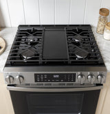 GE® 30" Slide-In Front Control Gas Range with Crisp Mode GGS500SVSS