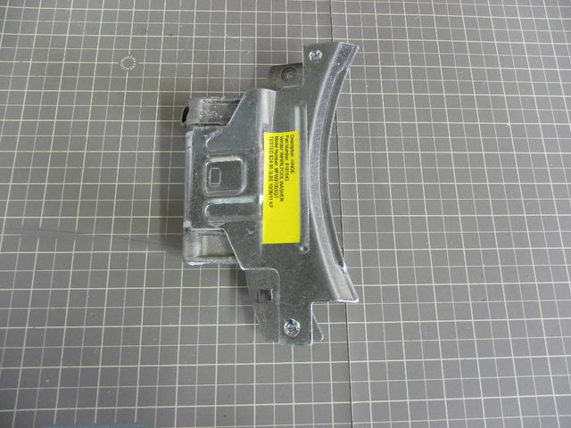 Hinge 8181843