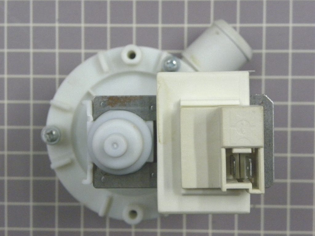 Drain Pump 8801353