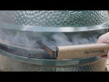 Big Green Egg Smoking Chips, Oak 127372