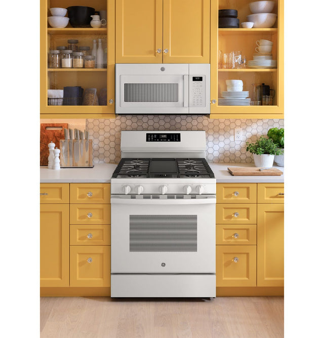 GE® 30" Free-Standing Gas Convection Range with No Preheat Air Fry and EasyWash™ Oven Tray GGF600AVWW