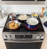 GE® 30" Free-Standing Electric Range GRF500PVWW