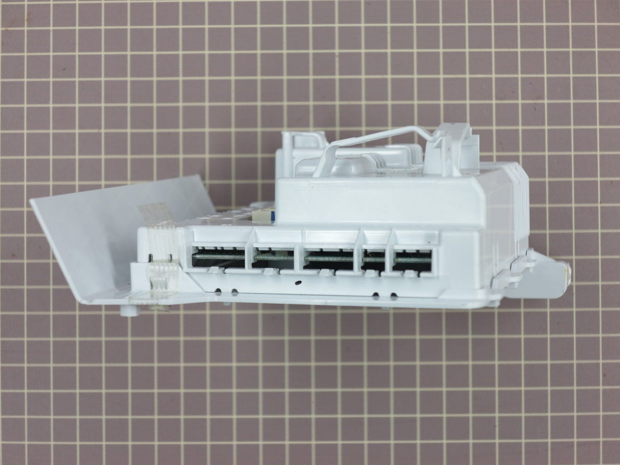 Microcomputer W10306715